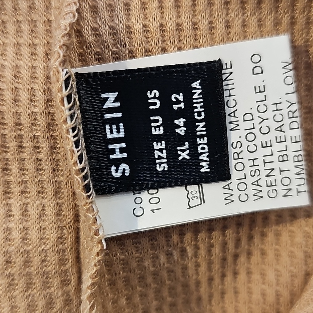 Shein Khaki Pullover with Contrast Sleeves - Picture 4 of 6